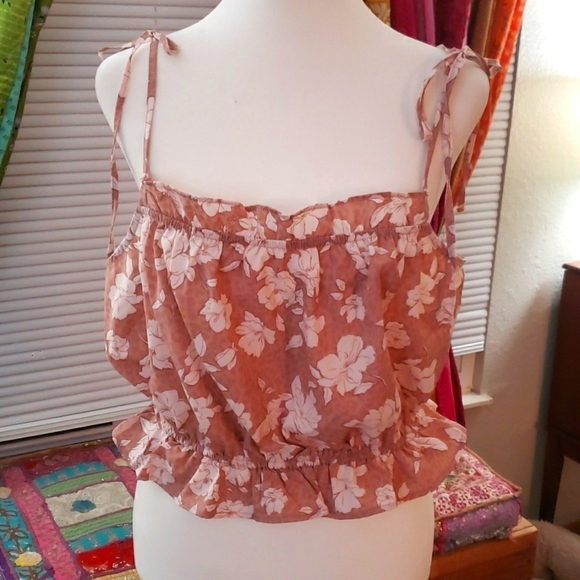 Two Piece Tank Top and Shorts - Picture 1 of 8